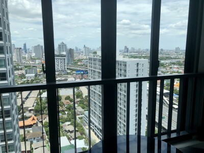 ไอดีโอ วุฒากาศ / 🛏 1 ห้องนอน | 1 ห้องน้ำ | ขนาด 30.65 ตร.ม. 🏢 ชั้น 27 | ห้องมุม วิวสระว่ายน้ำ-10