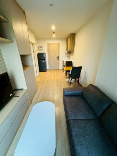 อัพเดทล่าสุด 25/6/2568 : ไลฟ์ พระราม 4 - อโศก / 🛏️ 1 ห้องนอน | 1 ห้องน้ำ 📐 ขนาด 33 ตร.ม. | ชั้น 15-2