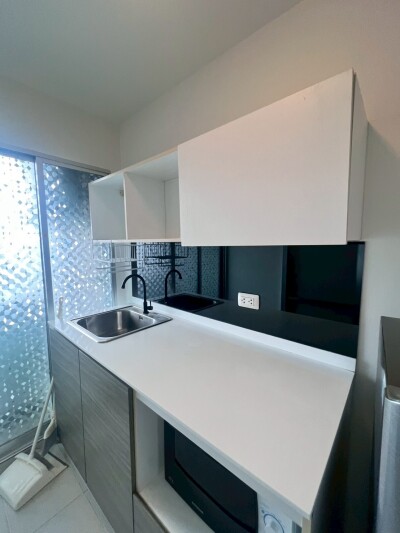 ดีคอนโด แคมปัส รีสอร์ท บางนา / ตึก A | ชั้น 8 | วิวสวนร่มรื่น 🌳 📏 ขนาด 30 ตร.ม. 1 ห้องนอน | 1 ห้องน้ำ | 1 ห้องครัว