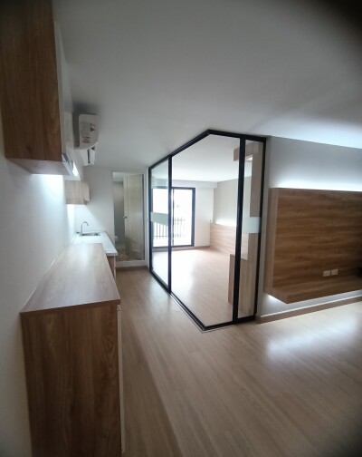 อัพเดทล่าสุด 21/7/2568 : เลเวล คอนโดมิเนียม / 📍 ซอยมัณฑนา | ชั้น 8 | ขนาด 42 ตร.ม. | 1 ห้องนอน-1