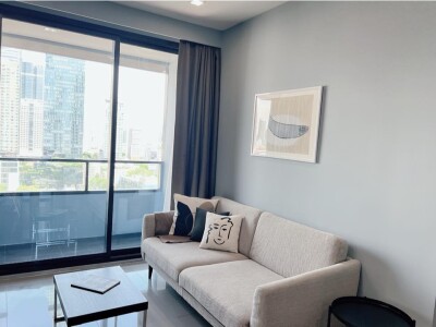 เอ็ม สีลม / 🛏 1 ห้องนอน | 1 ห้องน้ำ | 53 ตร.ม.