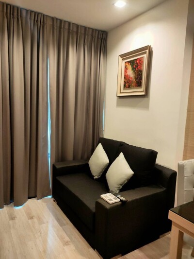 ไอดีโอ โมบิ สุขุมวิท (สุขุมวิท 81) / • ขนาด 30 ตร.ม. • ชั้น 11 วิวสระว่ายน้ำ