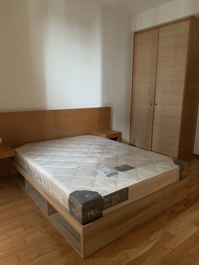 ดิ เอ็มไพร์ เพลส สาทร