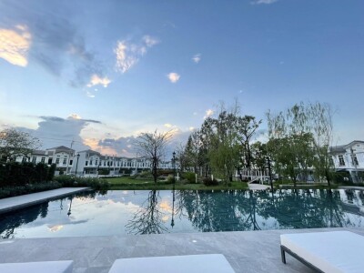 อินดี้ 2 บางนา - รามคำแหง 2 / 4 ที่จอดรถ  ขนาด 28.1 ตร.ว. พื้นที่ใช้สอย 122 ตร.ม.