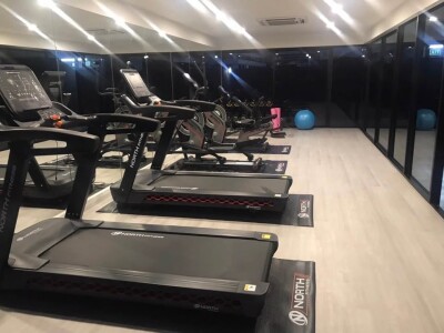 ควอด สีลม / 🛏 2 ห้องนอน | 🛁 2 ห้องน้ำ 📐 พื้นที่ 68 ตร.ม. | ชั้น 6