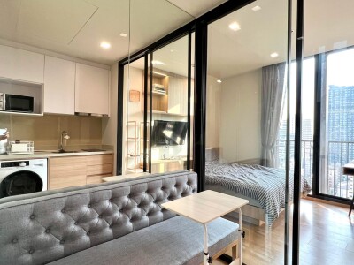 โนเบิล อราวน์ สุขุมวิท 33 / 19A3 ชั้น19 1 Bedroom Size 27Sqm