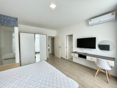 อินดี้ 2 บางนา - รามคำแหง 2 / 4 ที่จอดรถ  ขนาด 28.1 ตร.ว. พื้นที่ใช้สอย 122 ตร.ม.