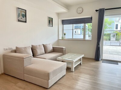 อินดี้ 2 บางนา - รามคำแหง 2 / 4 ที่จอดรถ  ขนาด 28.1 ตร.ว. พื้นที่ใช้สอย 122 ตร.ม.