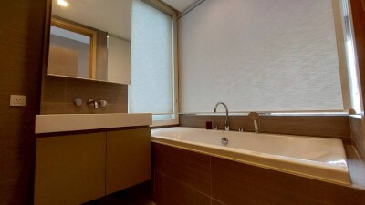 สิริ แอท สุขุมวิท / 🏙 ขนาด 72 ตร.ม. | ชั้น 9 🛏 2 ห้องนอน | 🛁 2 ห้องน้ำ