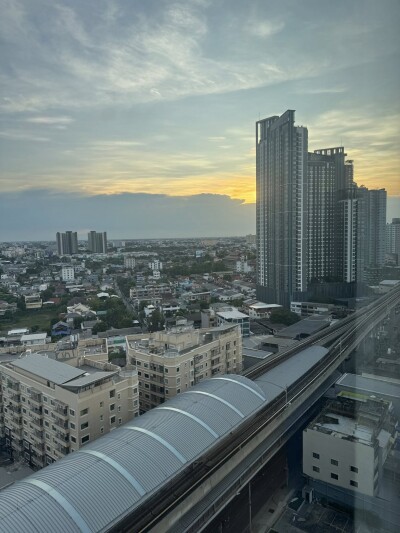 ยูนิโอ เอช ติวานนท์ / 📐 ขนาด 32 ตร.ม. 🏙 ชั้น 19 วิวเมือง