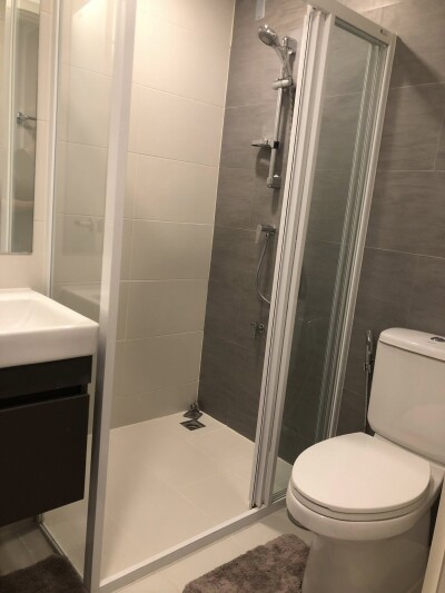 แอทโมซ ลาดพร้าว 15 / ขนาด 25 ตร.ม.  ชั้น 6 วิวเมือง โปร่ง โล่งสบายตา