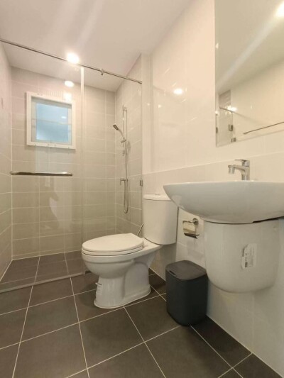 เซนโทร พระราม 9 - กรุงเทพกรีฑา / - บ้านเดี่ยว 2 ชั้น 60.4 ตรว. 210 ตรม.