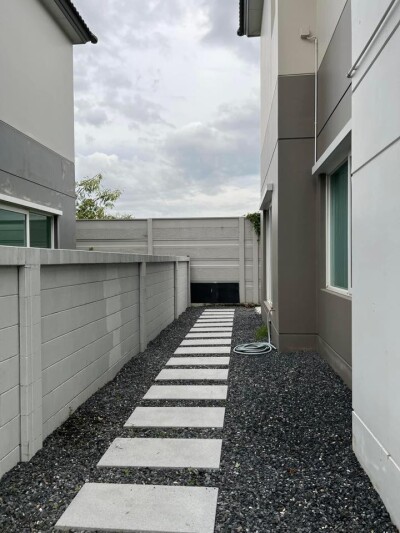 เซนโทร พระราม 9 - กรุงเทพกรีฑา / - บ้านเดี่ยว 2 ชั้น 60.4 ตรว. 210 ตรม.