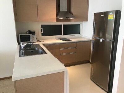 ดิ เอ็มไพร์ เพลส สาทร / – พื้นที่ 65 ตร.ม. – ชั้น 31-4