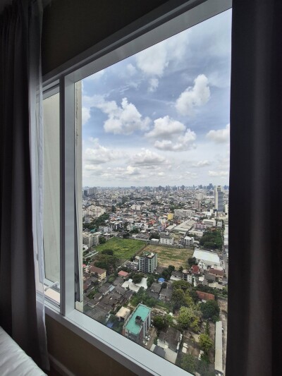 เดอะ เซนต์ เรสสิเด้นเซส / The Saint Residences