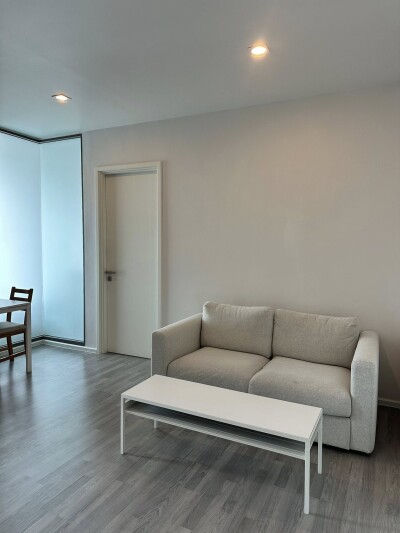 เดอะ รูม สุขุมวิท 69 / ขนาด 45 ตร.ม.  ชั้น 14-2