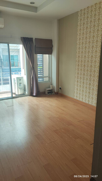 ธนาภิรมย์ ศรีนครินทร์-วงแหวน-15