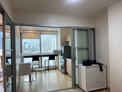 ริทึ่ม รัชดา / 🔸 ห้องมุม ขนาด 46.5 ตร.ม. | ชั้น 8-7