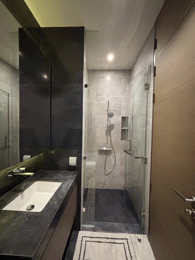 28 ชิดลม / 📐 พื้นที่ใช้สอย 70 ตร.ม. 🛌 ห้องมุม 2 ห้องนอน 🛁 2 ห้องน้ำ-17