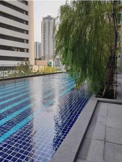 โนเบิล รีวอลฟ์ รัชดา 2 / Noble Revolve Ratchada 2-8