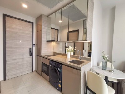 เดอะ เครสท์ พาร์ค เรสซิเดนซ์ / The Crest Park Residences