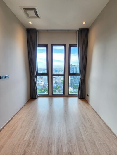 วิสซ์ดอม สเตชั่น รัชดา - ท่าพระ / Whizdom Station Ratchada - Thapra