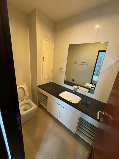 เดอะ เวลลิงตัน คอนโด / The Wellington Condominium