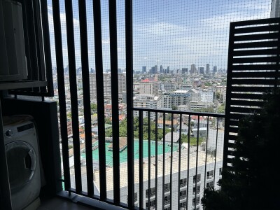 ควินน์ คอนโดมิเนียม / Quinn Condo