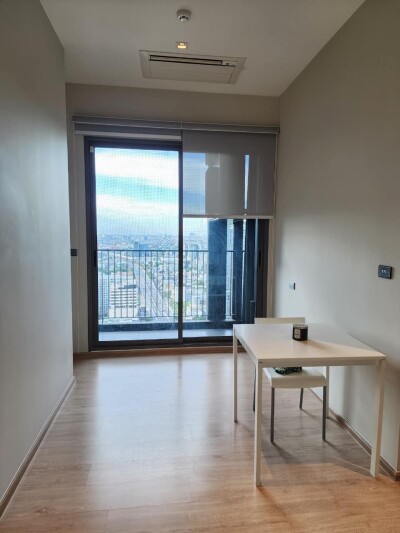 วิสซ์ดอม สเตชั่น รัชดา - ท่าพระ / Whizdom Station Ratchada - Thapra