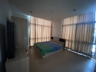 เดอะ รูม เจริญกรุง 30 / The Room Charoenkrung 30