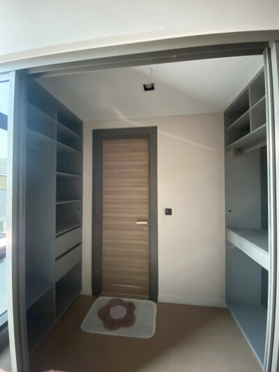 เดอะ รูม เจริญกรุง 30 / The Room Charoenkrung 30