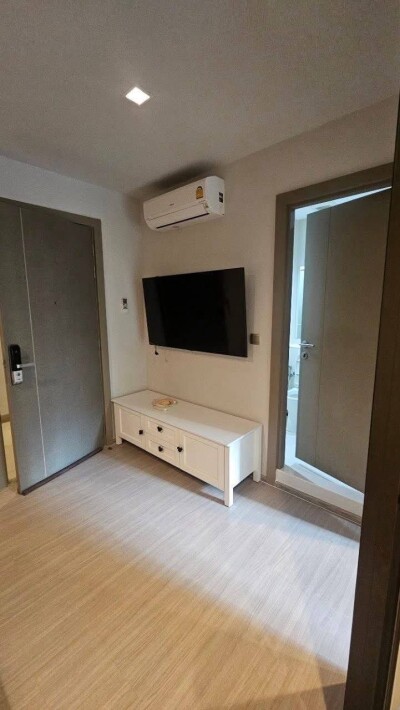 ไลฟ์ อโศก - พระราม 9 / Life Asoke - Rama 9