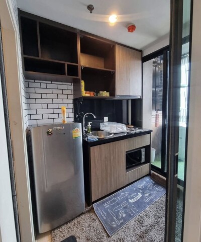 เดอะ แกลเลอรี่ แบริ่ง / The Gallery Bearing