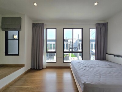 พลีโน่ สุขุมวิท - บางนา / Pleno Sukhumvit - Bangna-8