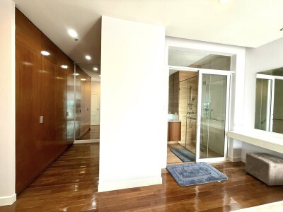 ไฮฟ์ แอท สาทร / Hive at Sathorn