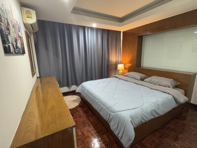 สยาม คอนโดมิเนียม / Siam Condominium