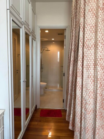 ไอวี่ สาทร 10 / Ivy Sathon 10