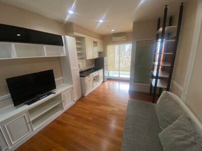 ไอวี่ สาทร 10 / Ivy Sathon 10