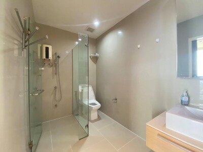 ดิ อิสสระ ลาดพร้าว / The Issara Ladprao-11