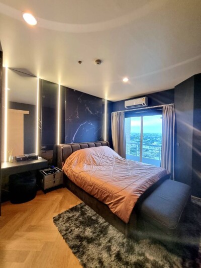 เดอะโฟร์วิงส์ เรสซิเดนซ์ ศรีนครินทร์ / The Four Wings Residence