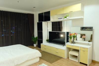 เดอะ แพลทตินัม / The Platinum-2