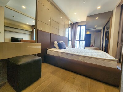 แอชตัน อโศก / Ashton Asoke