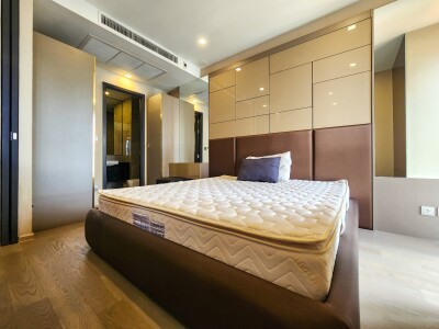 แอชตัน อโศก / Ashton Asoke