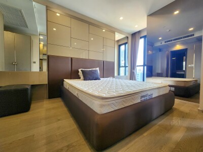 แอชตัน อโศก / Ashton Asoke