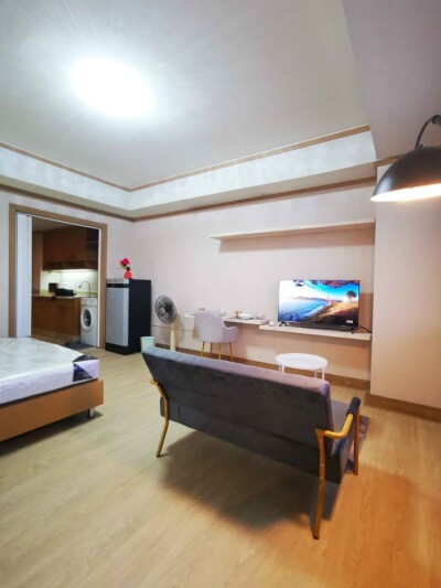 รอยัล ไนน์ เรสซิเดนท์ / Royal Nine Residence