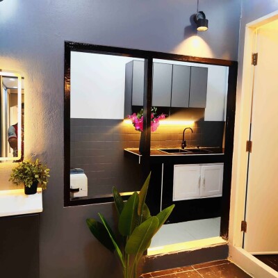 อัพเดทล่าสุด 11/10/2568 : 🏡✨ ขาย / ให้เช่าบ้าน รีโนเวทใหม่ ทำเลทอง ติดถนน ใกล้รถไฟฟ้า 2 สาย ✨🏡