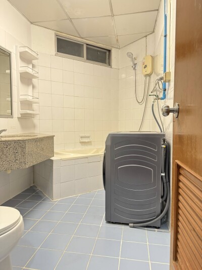 วิทยุ คอมเพล็กซ์ / Wittayu Complex