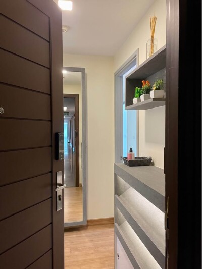 ทรู ทองหล่อ / Thru Thonglor