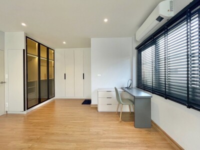 เซนโทร บางนา / Centro Bangna