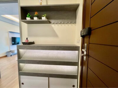 ทรู ทองหล่อ / Thru Thonglor